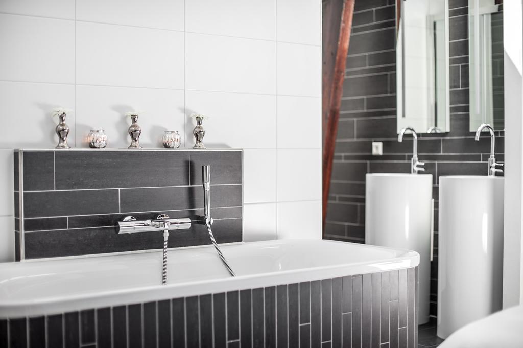 Gasterij Posthuys Otel Leerdam Oda fotoğraf