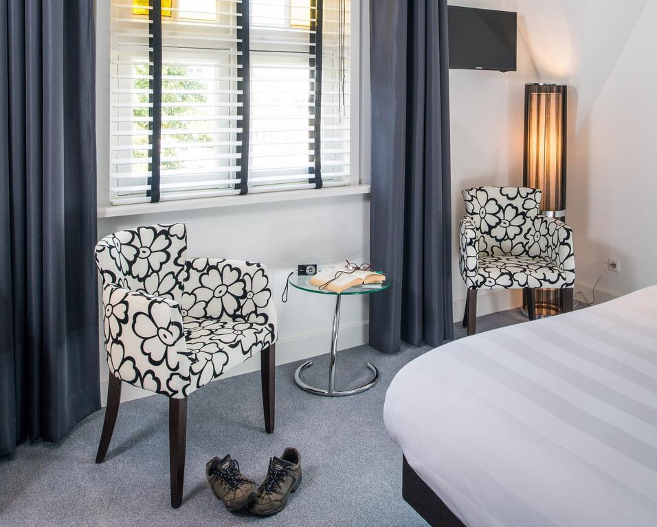 Gasterij Posthuys Otel Leerdam Oda fotoğraf